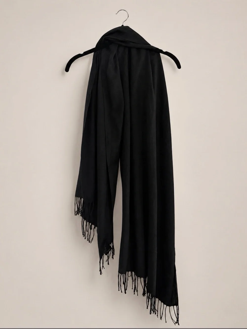 H&M Black Oversized Scarf Mens Wrap Shawl Fringe 71x28” excellent condition